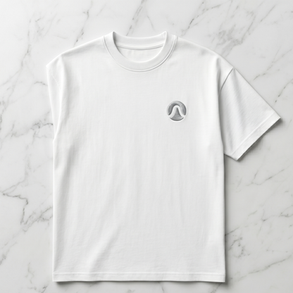 Camiseta de Autor corte oversize: Arquitectura de volumen - Bordado ondulado