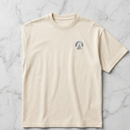 Camiseta de Autor corte oversize: Arquitectura de volumen - Bordado ondulado