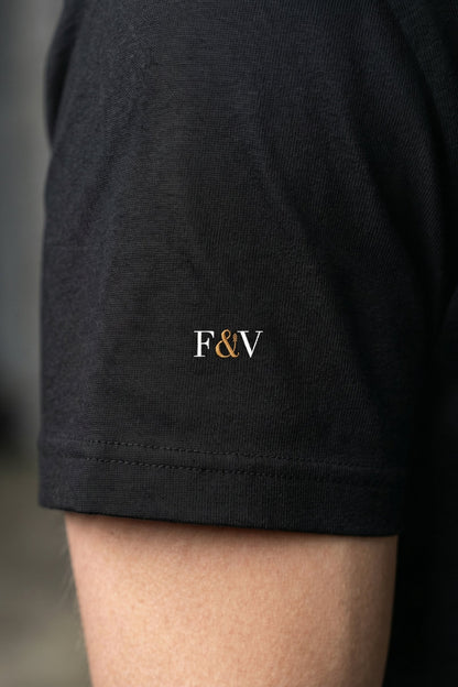 Camiseta de Autor corte oversize: Arquitectura de volumen - Bordado de ancla