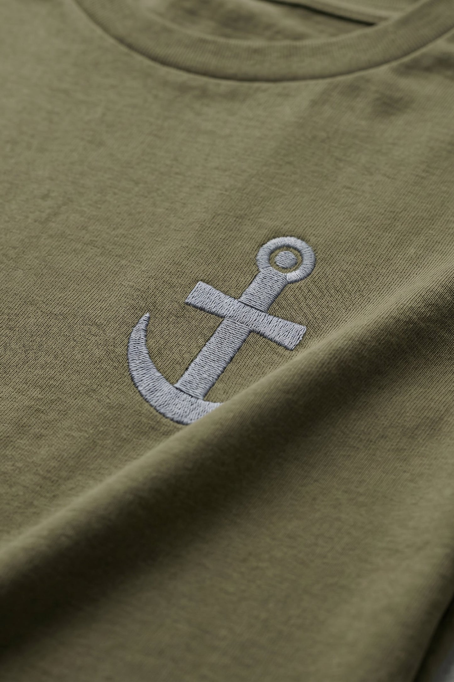 Camiseta de Autor corte regular: El estándar esencial - Bordado de ancla