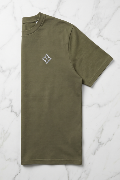 Camiseta de Autor corte regular: El estándar esencial - Bordado de diamante