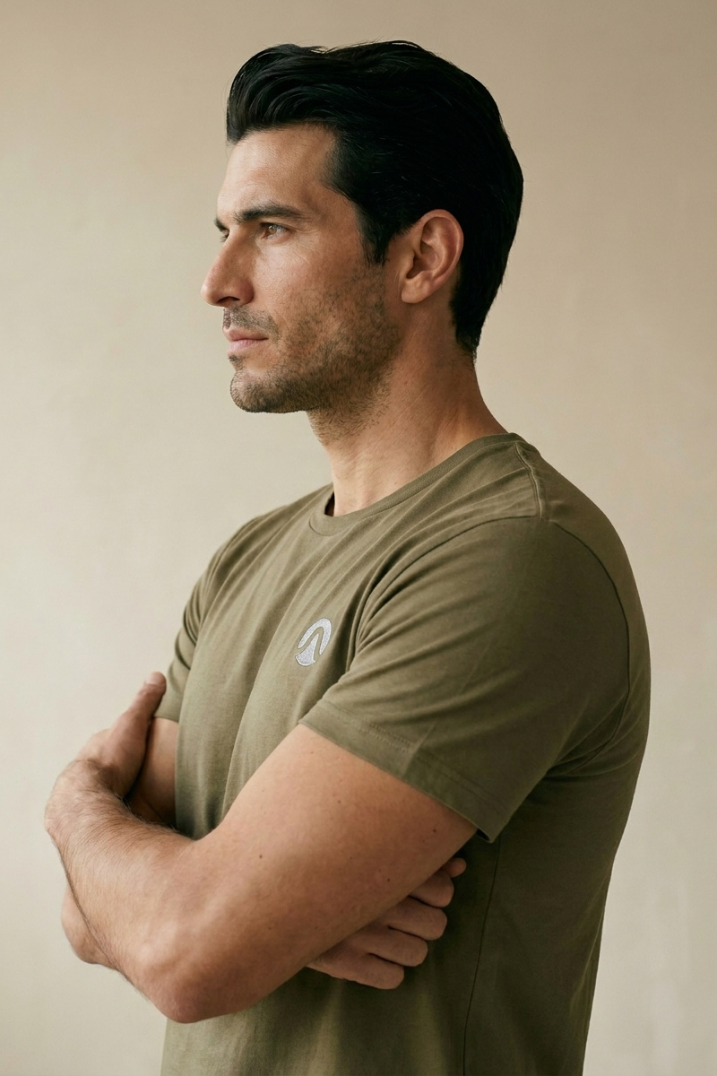 Camiseta de Autor corte regular: El estándar esencial - Bordado ondulado