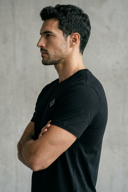 Camiseta de Autor corte regular: El estándar esencial - Bordado de diamante