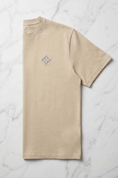 Camiseta de Autor corte regular: El estándar esencial - Bordado de diamante