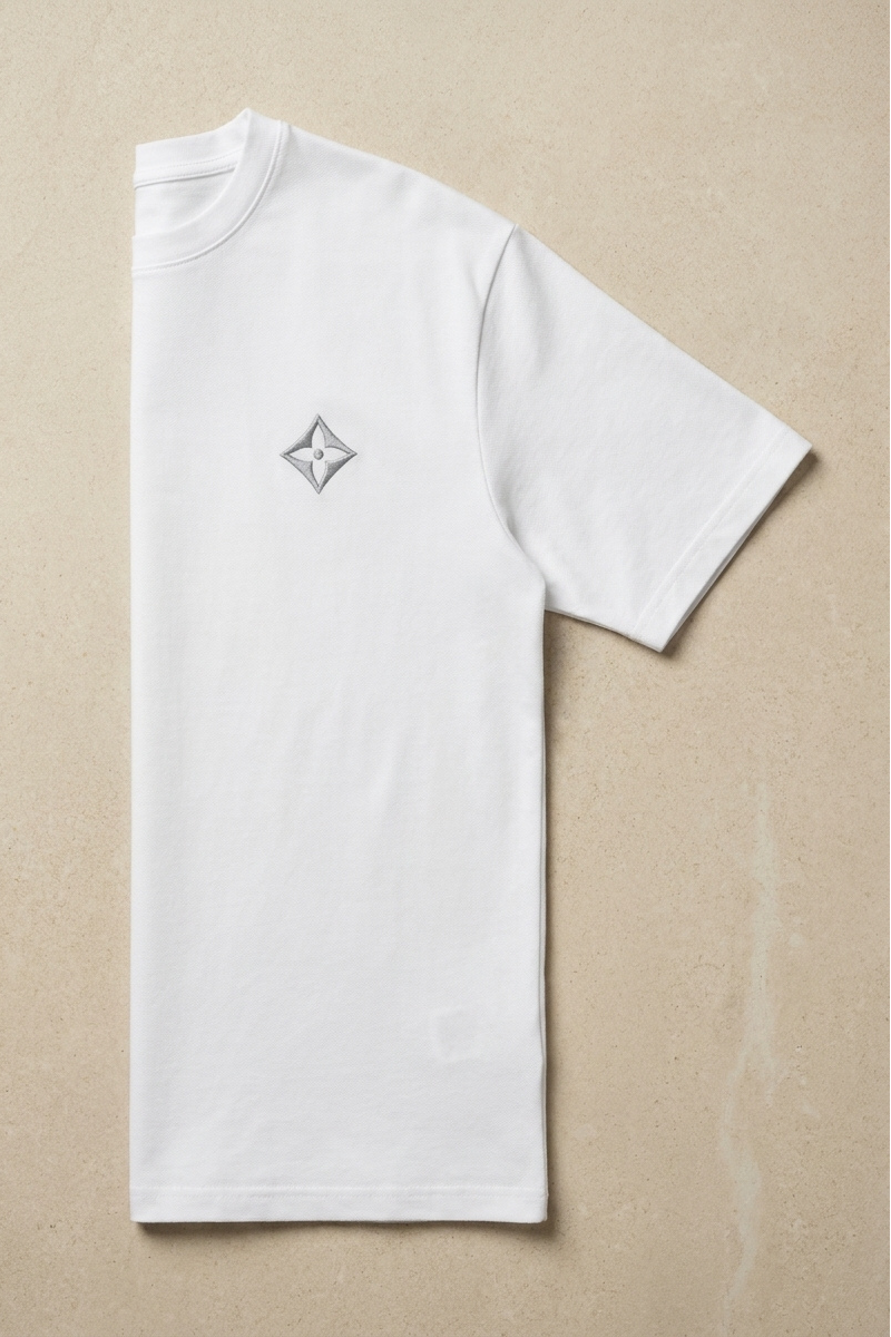 Camiseta de Autor corte relajado: El equilibrio del líder - Bordado de diamante